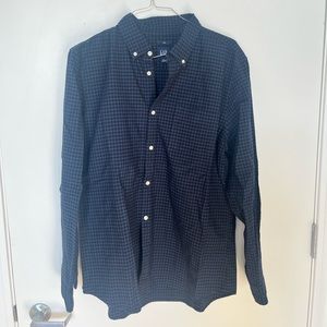 GAP GINGHAM BUTTON DOWN - XL